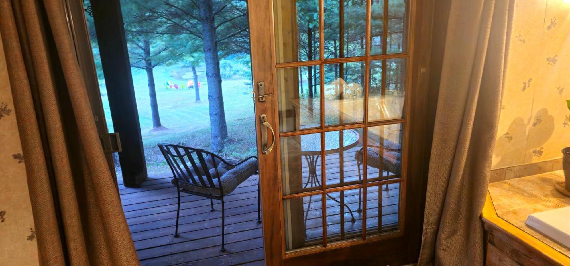 Chanticleer Cabins Sturgeon Bay Exterior photo