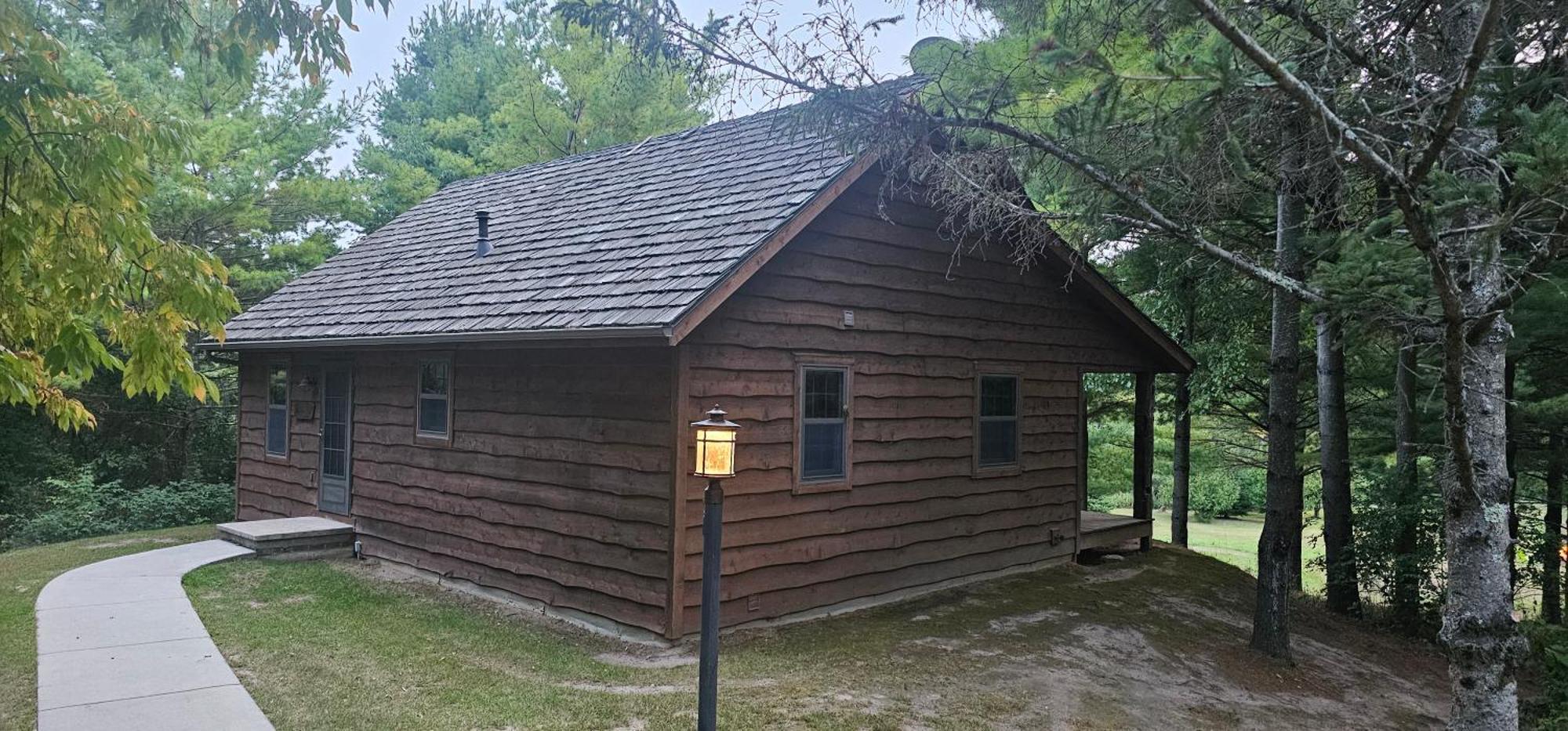 Chanticleer Cabins Sturgeon Bay Exterior photo